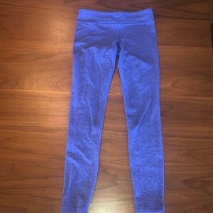 ✨In good condition, a little worn ivivva leggings